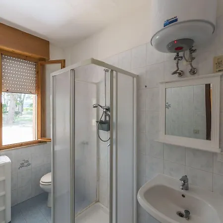 In A Complex With 3 Swimming Pools Apartment *